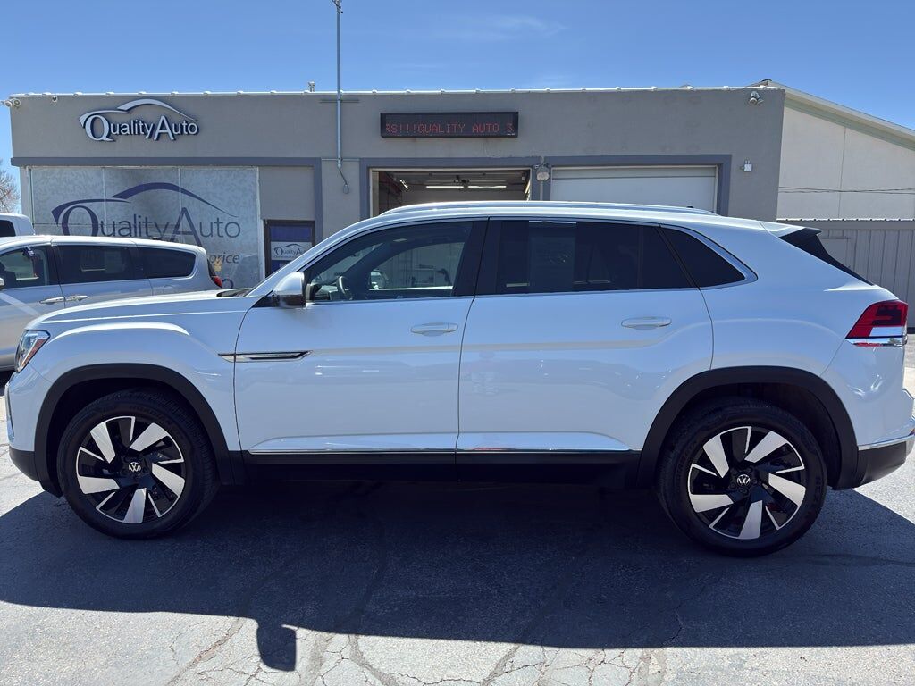 2024 VOLKSWAGEN Atlas Cross Sport 4Motion