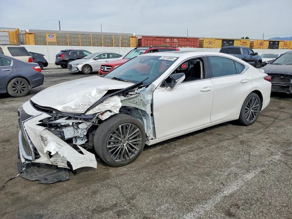 2024 LEXUS ES