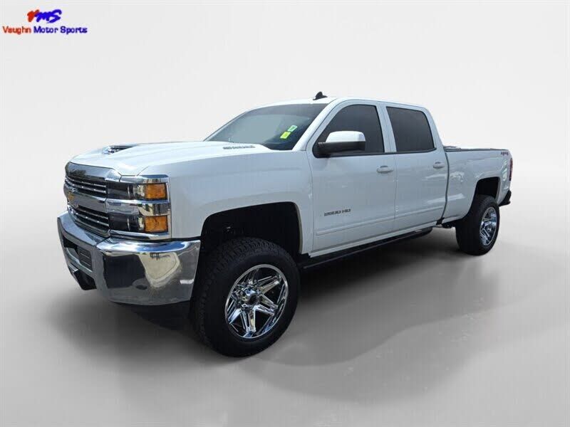 2018 CHEVROLET Silverado