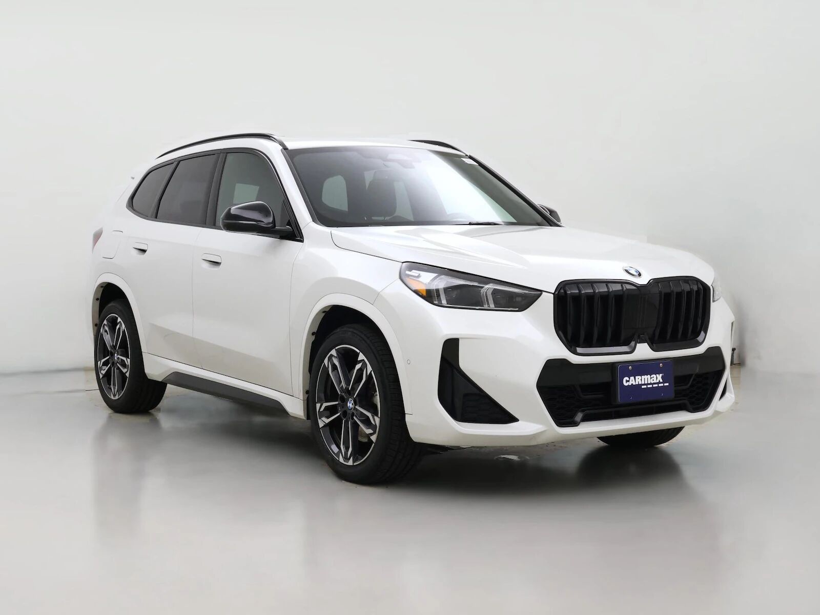 2023 BMW X1