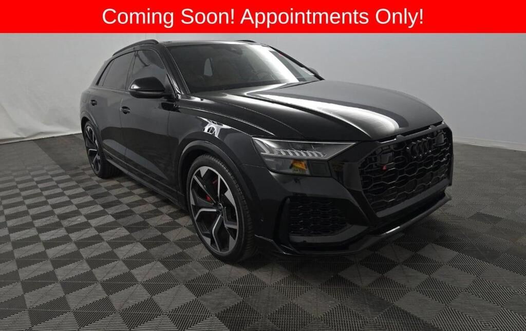2023 AUDI RS Q8