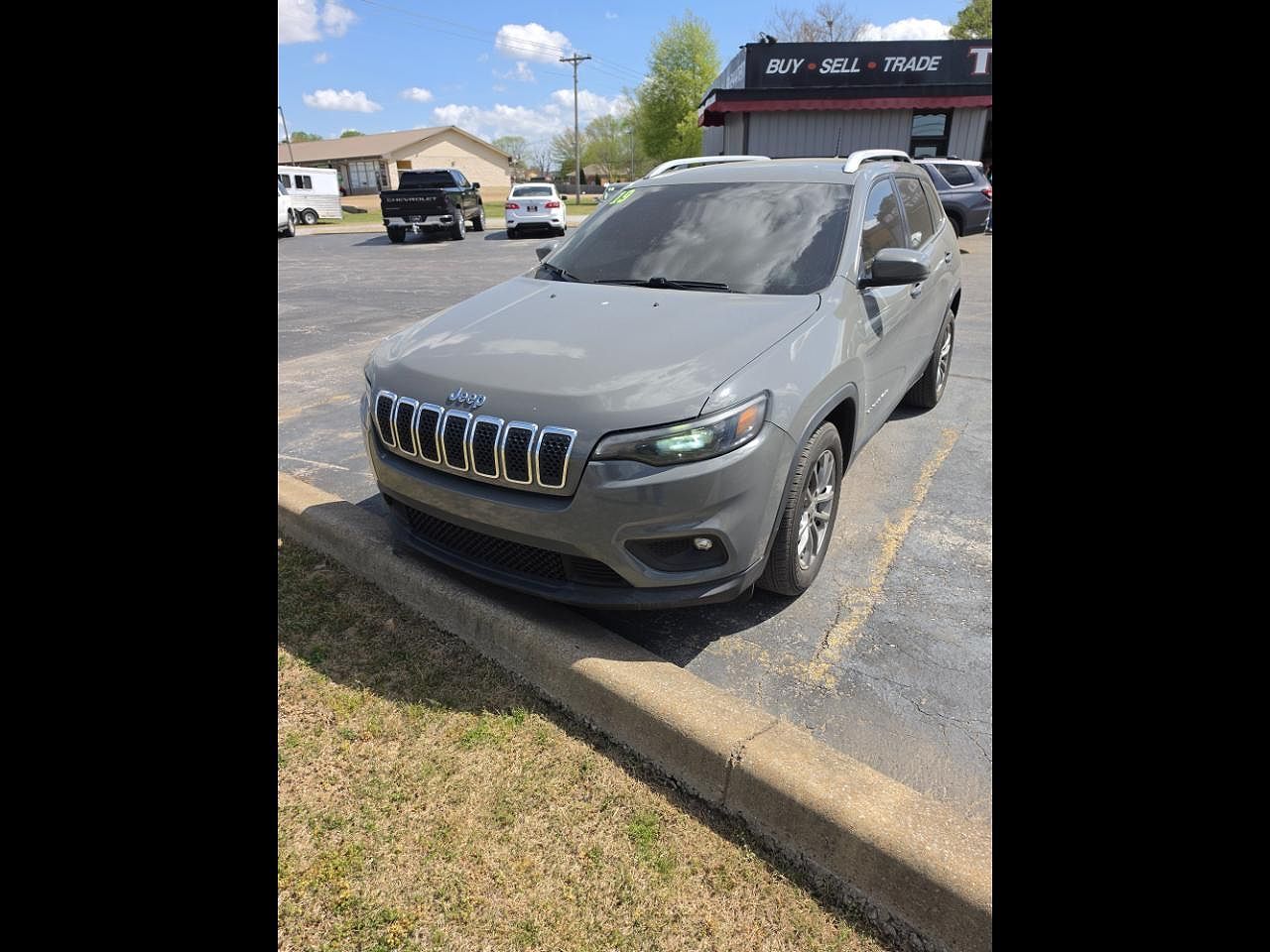 2019 JEEP Cherokee