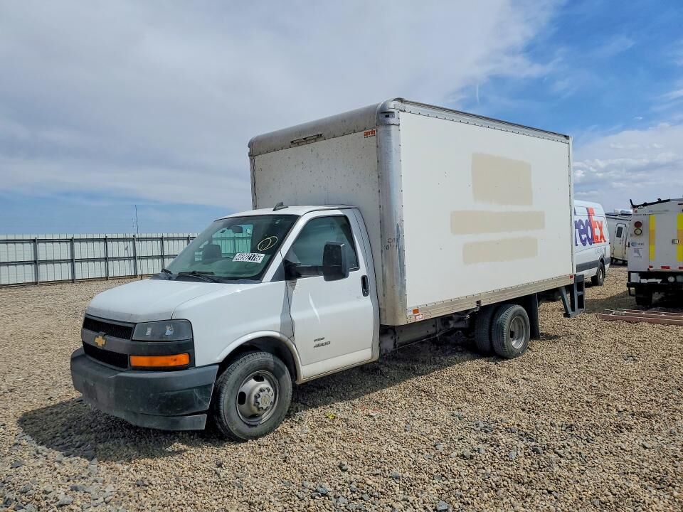 2020 CHEVROLET Express