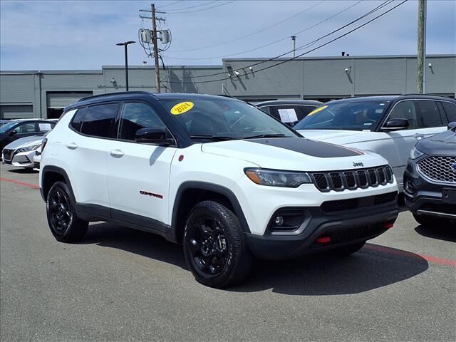 2024 JEEP Compass