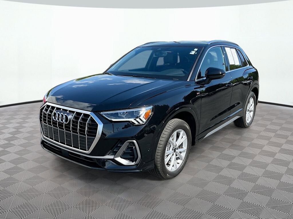 2024 AUDI Q3
