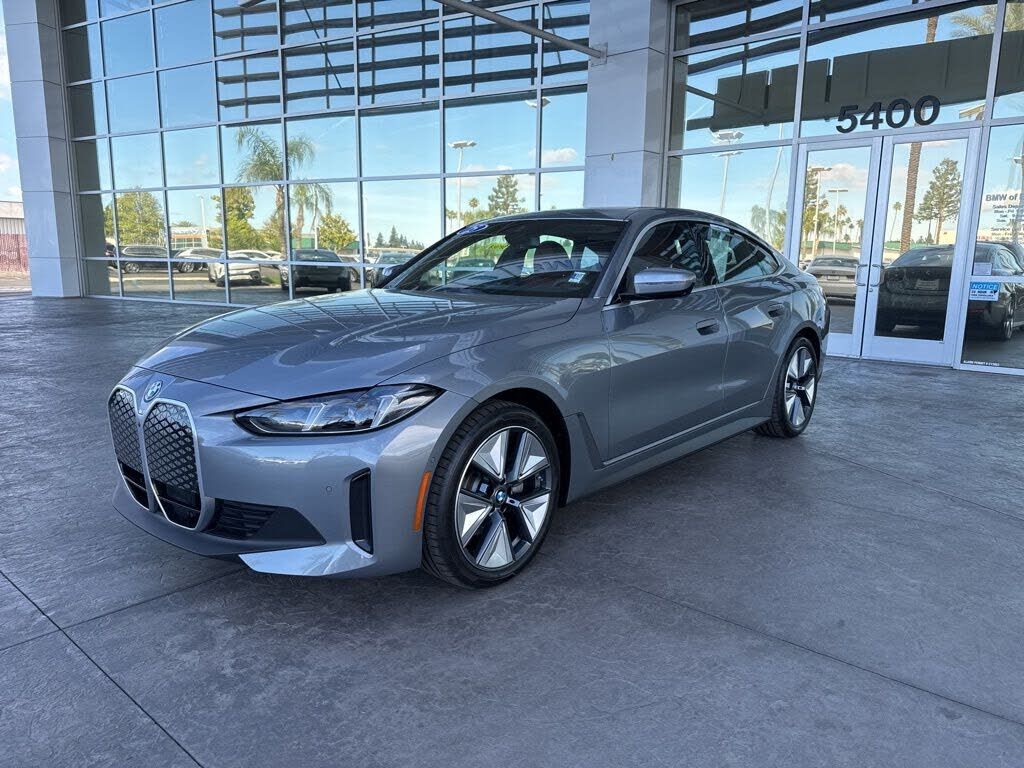 2025 BMW i4