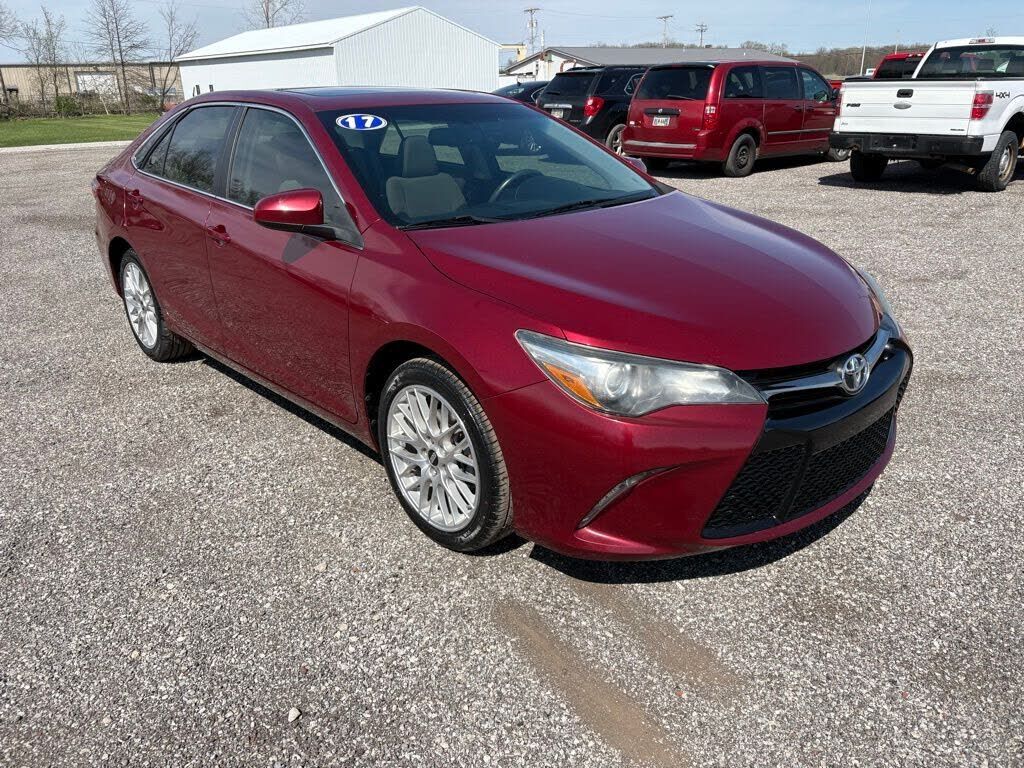 2017 TOYOTA Camry