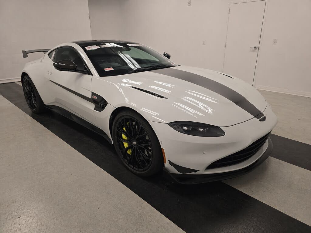 2023 ASTON MARTIN Vantage
