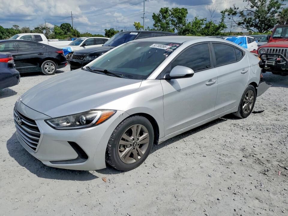 2018 HYUNDAI Elantra
