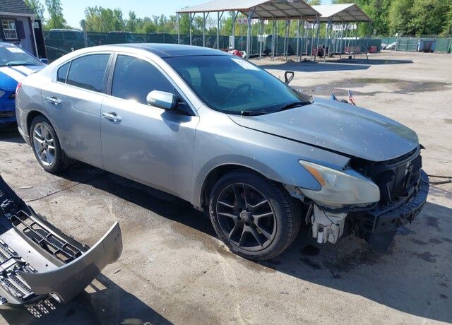 2009 NISSAN Maxima