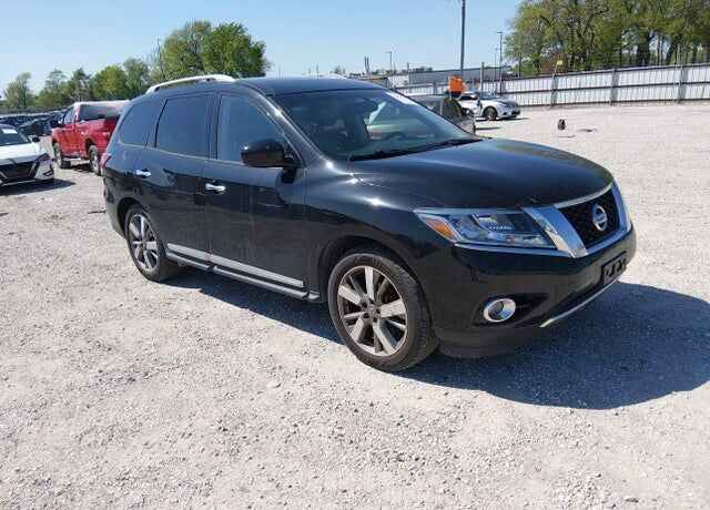 2015 NISSAN Pathfinder