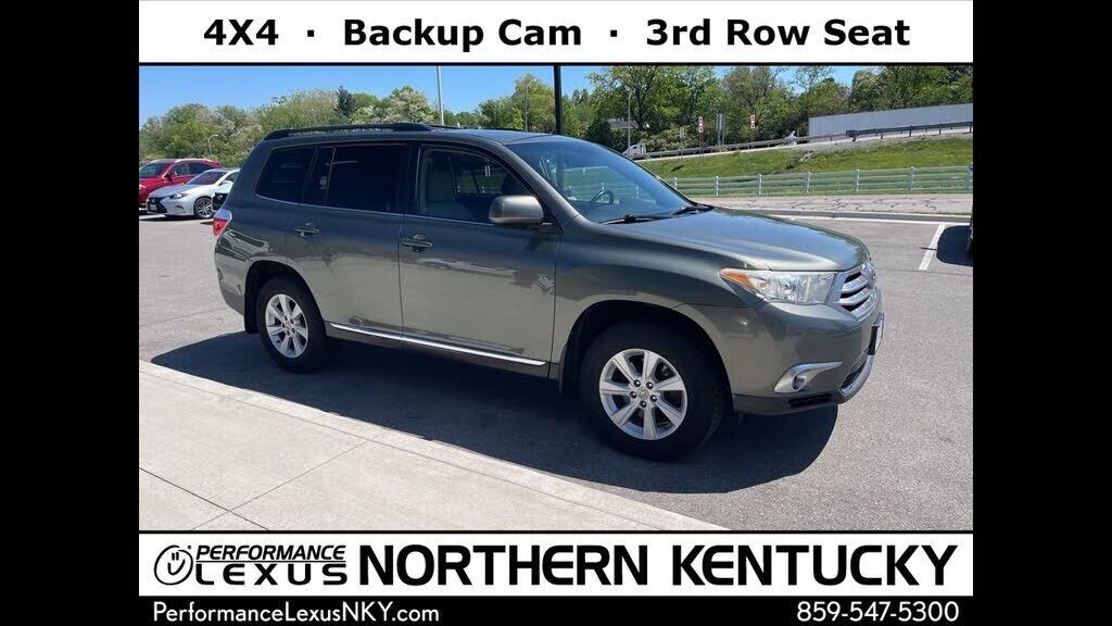 2011 TOYOTA Highlander