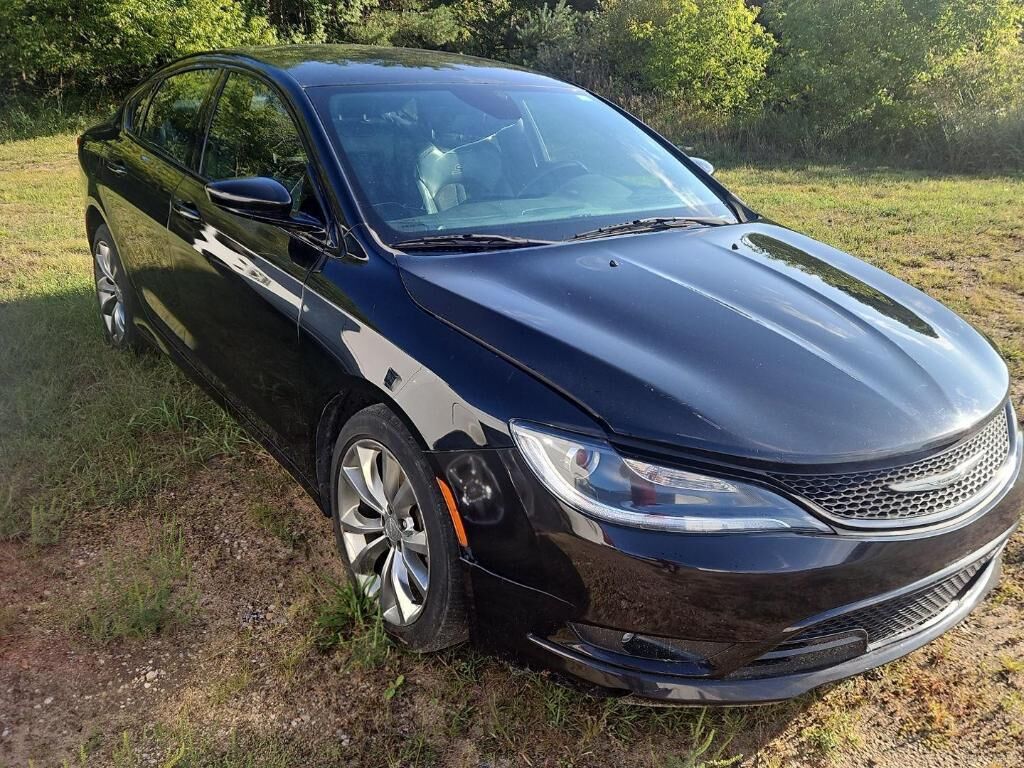 2016 CHRYSLER 200