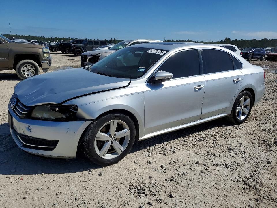 2012 VOLKSWAGEN Passat