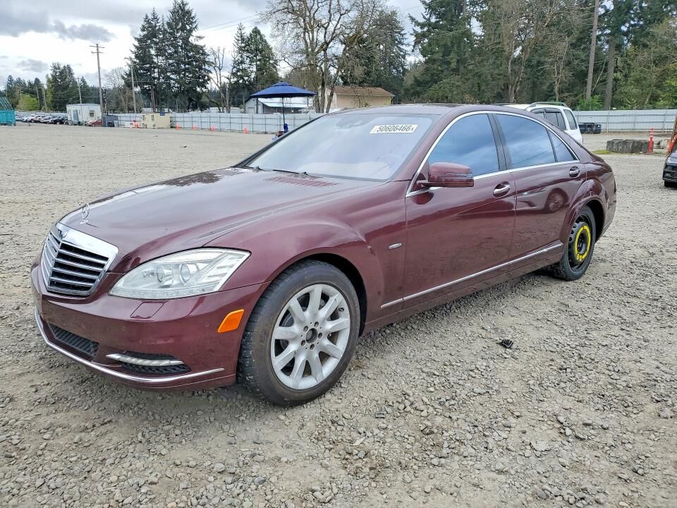 2012 MERCEDES-BENZ S-Class