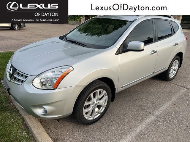 2011 NISSAN Rogue