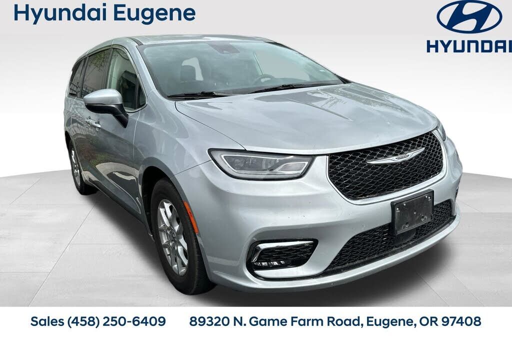 2023 CHRYSLER Pacifica