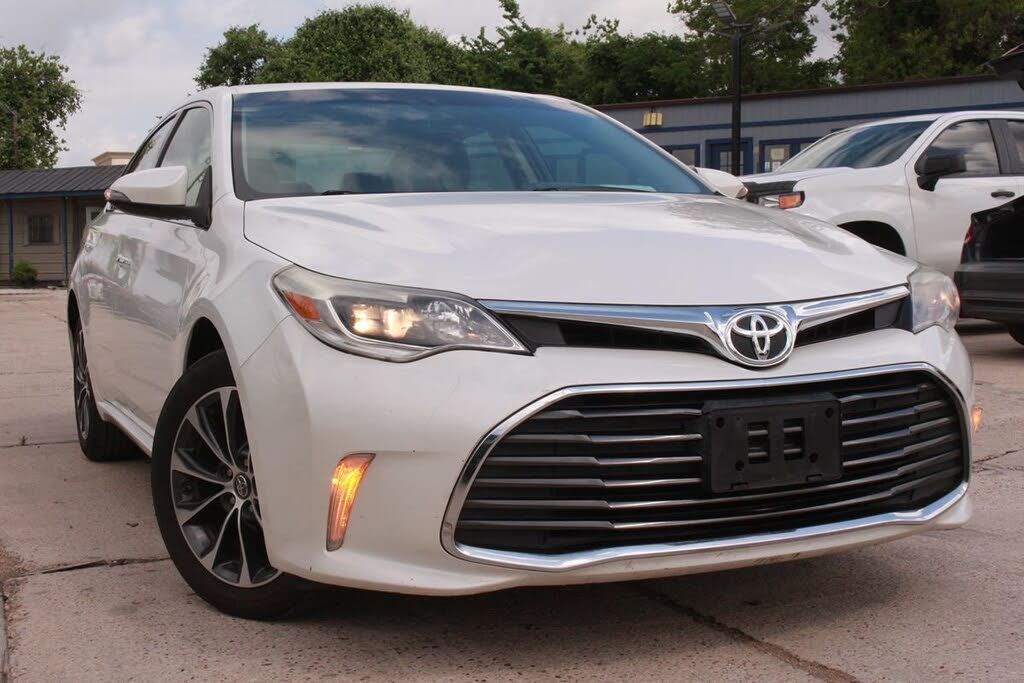 2016 TOYOTA Avalon