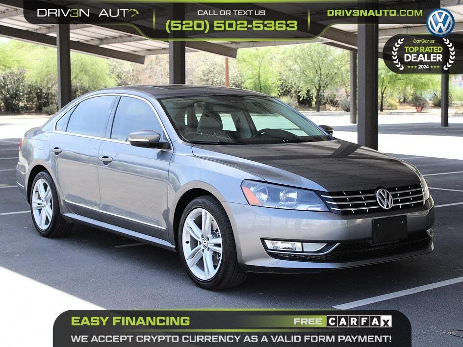 2013 VOLKSWAGEN Passat