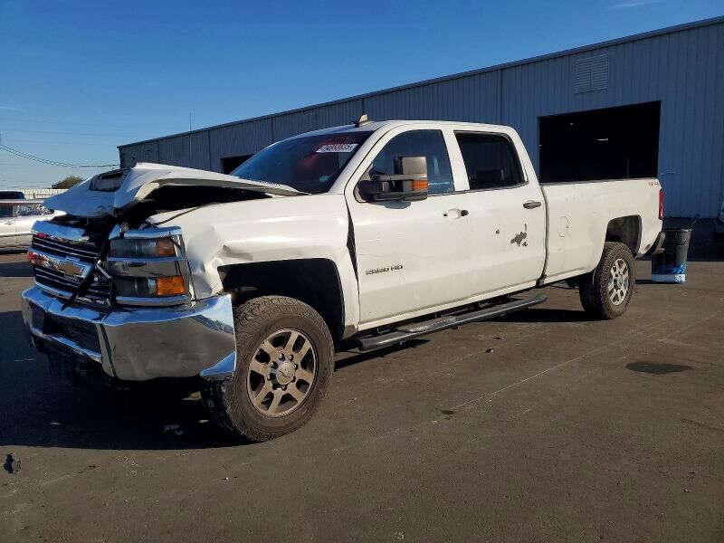 2017 CHEVROLET Silverado
