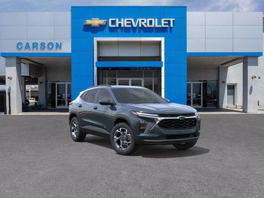 2026 CHEVROLET Trax