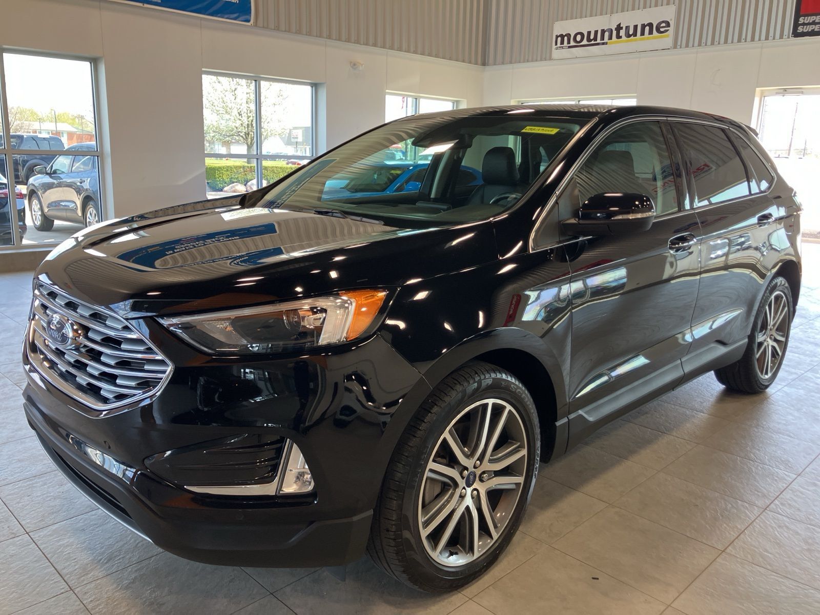 2022 FORD Edge