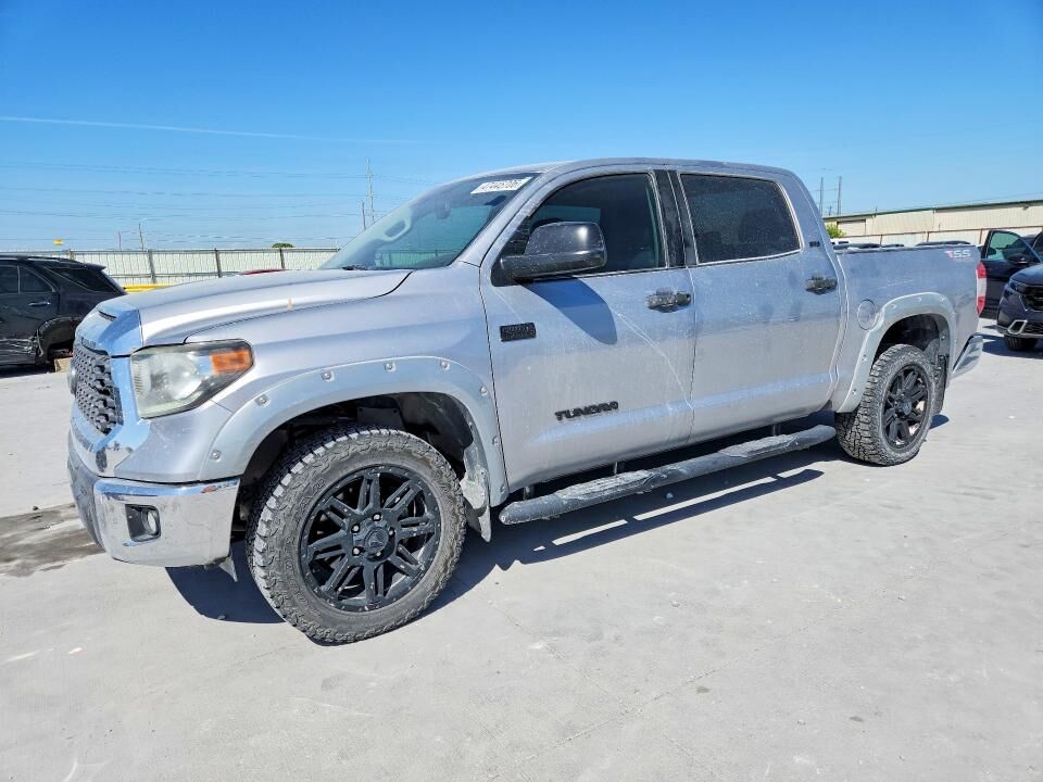 2020 TOYOTA Tundra