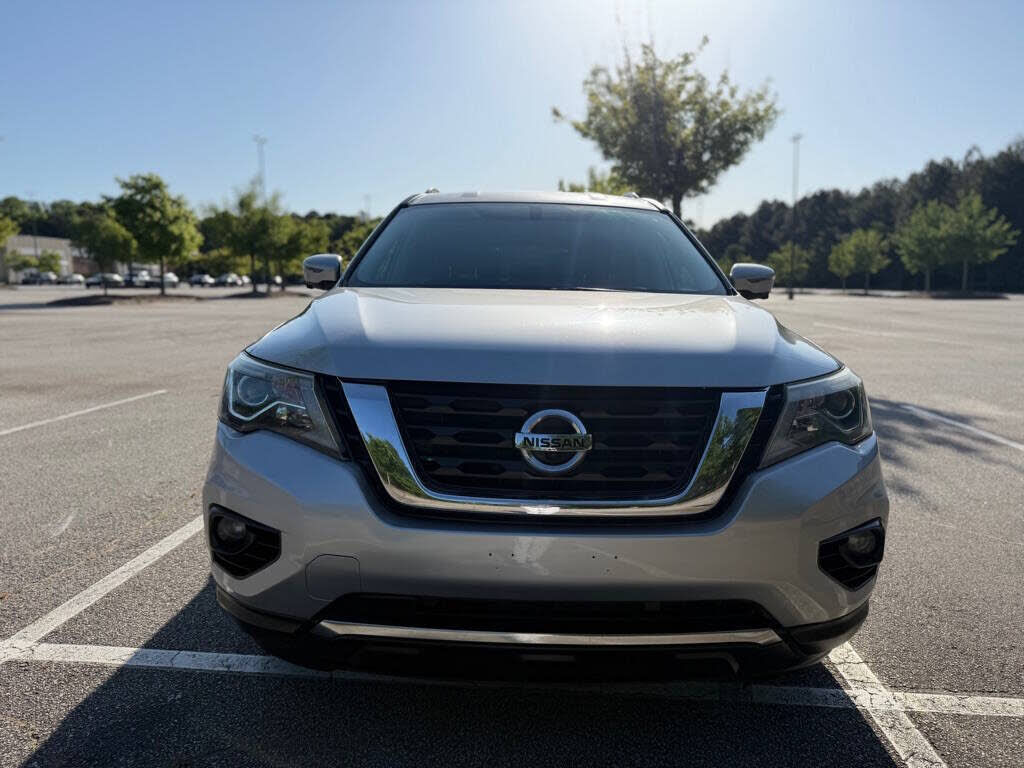2017 NISSAN Pathfinder
