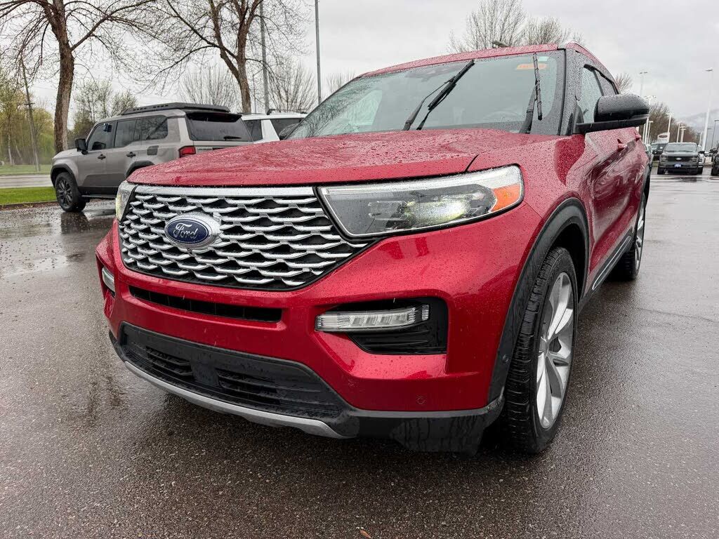 2021 FORD Explorer