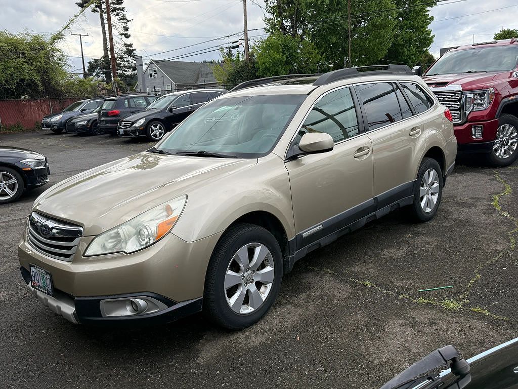 2010 SUBARU Outback