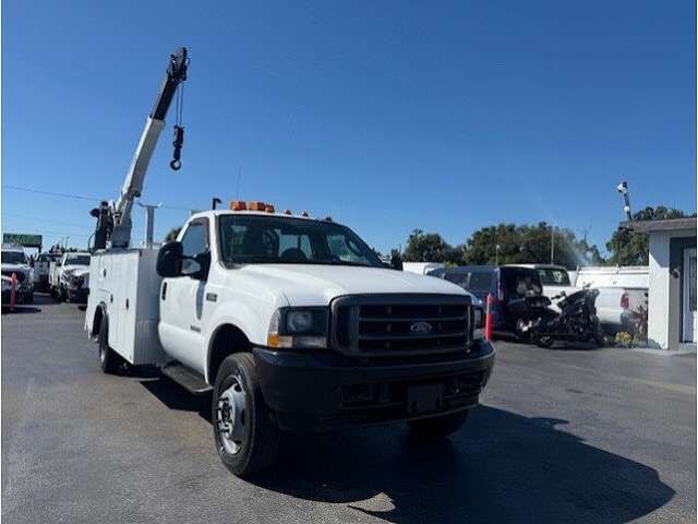 2004 FORD F-550