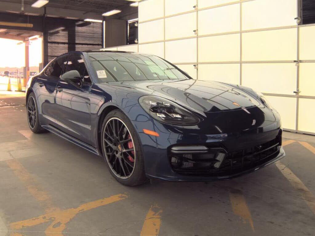 2020 PORSCHE Panamera