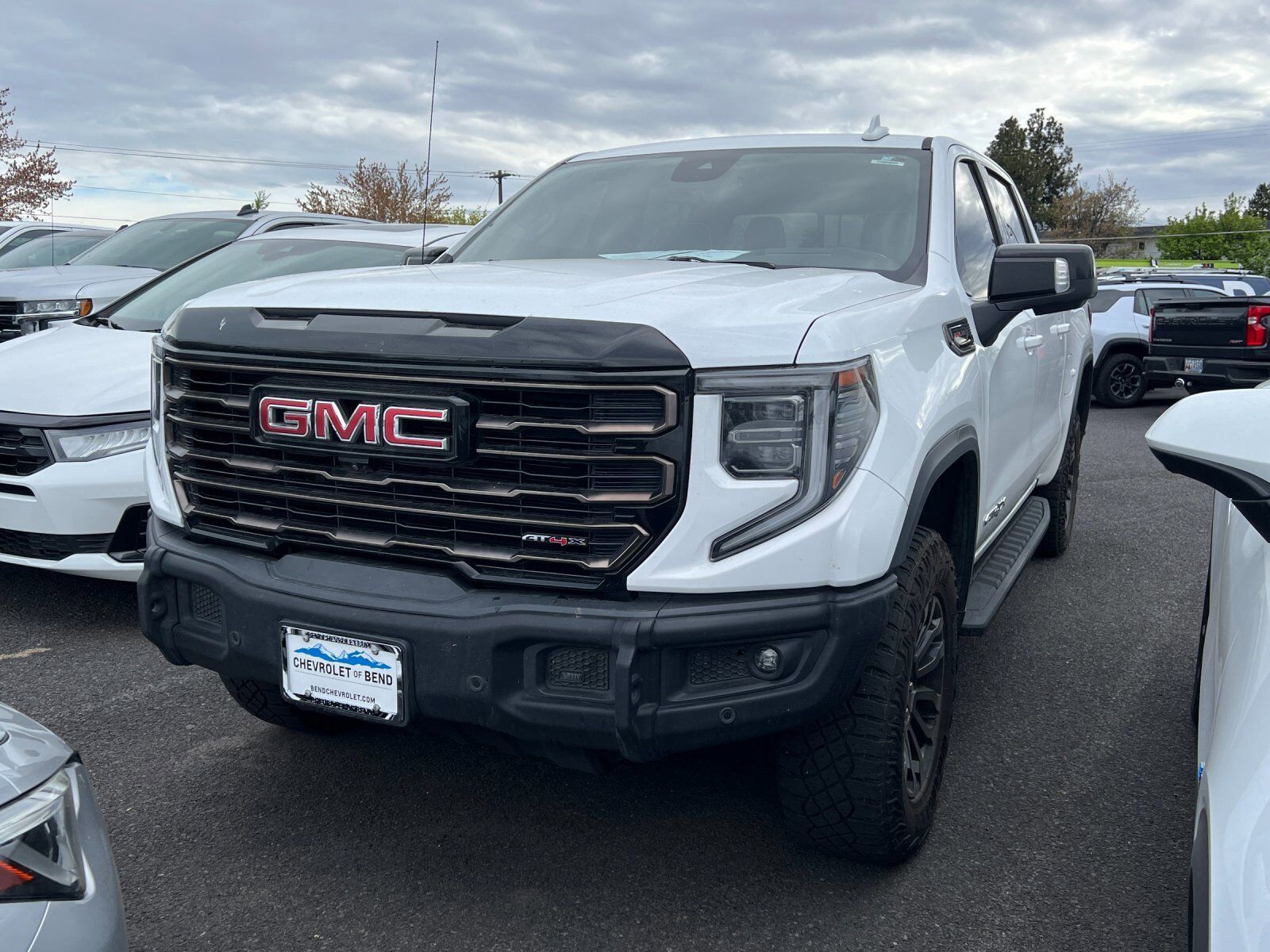 2023 GMC Sierra