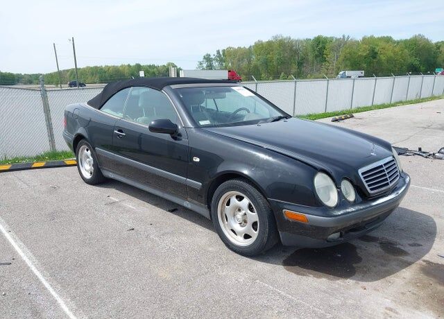 1999 MERCEDES-BENZ CLK-Class