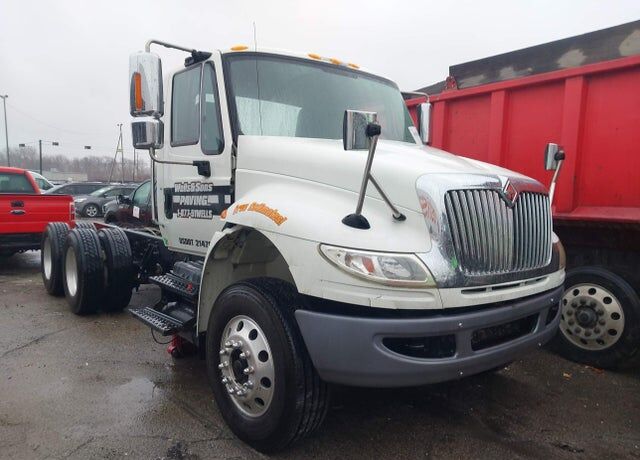 2019 INTERNATIONAL MF035