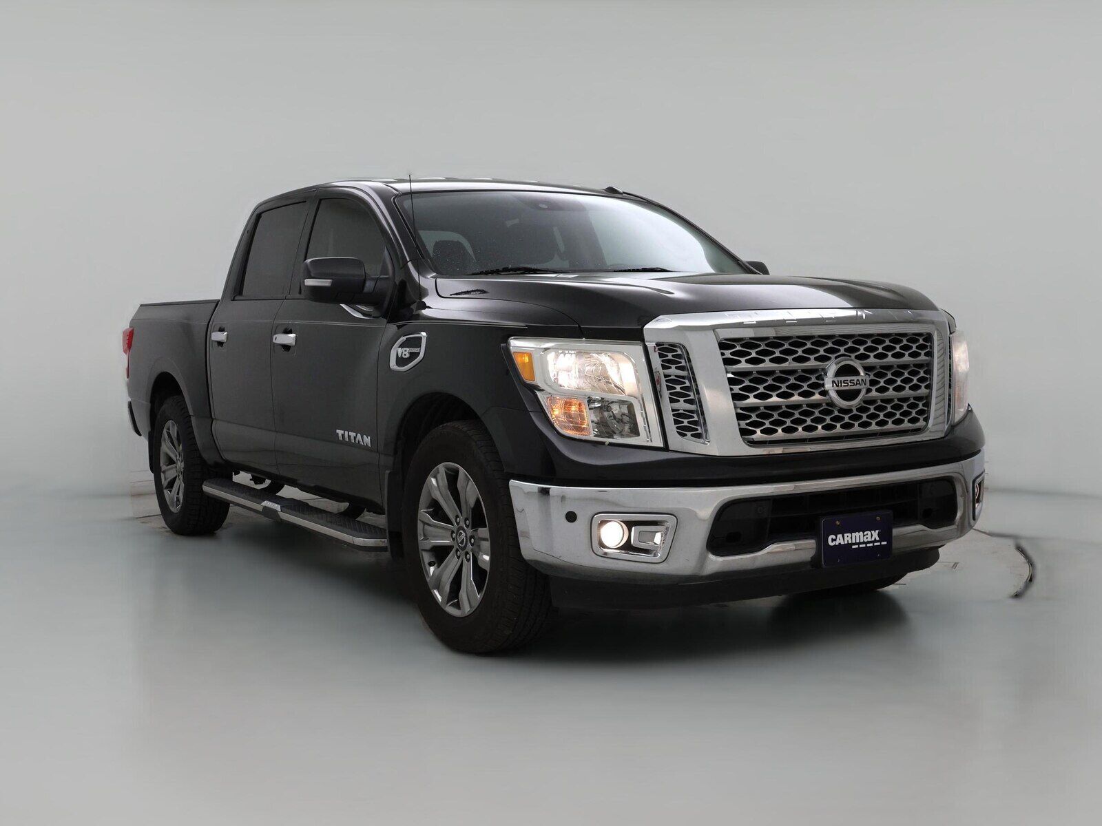 2017 NISSAN Titan