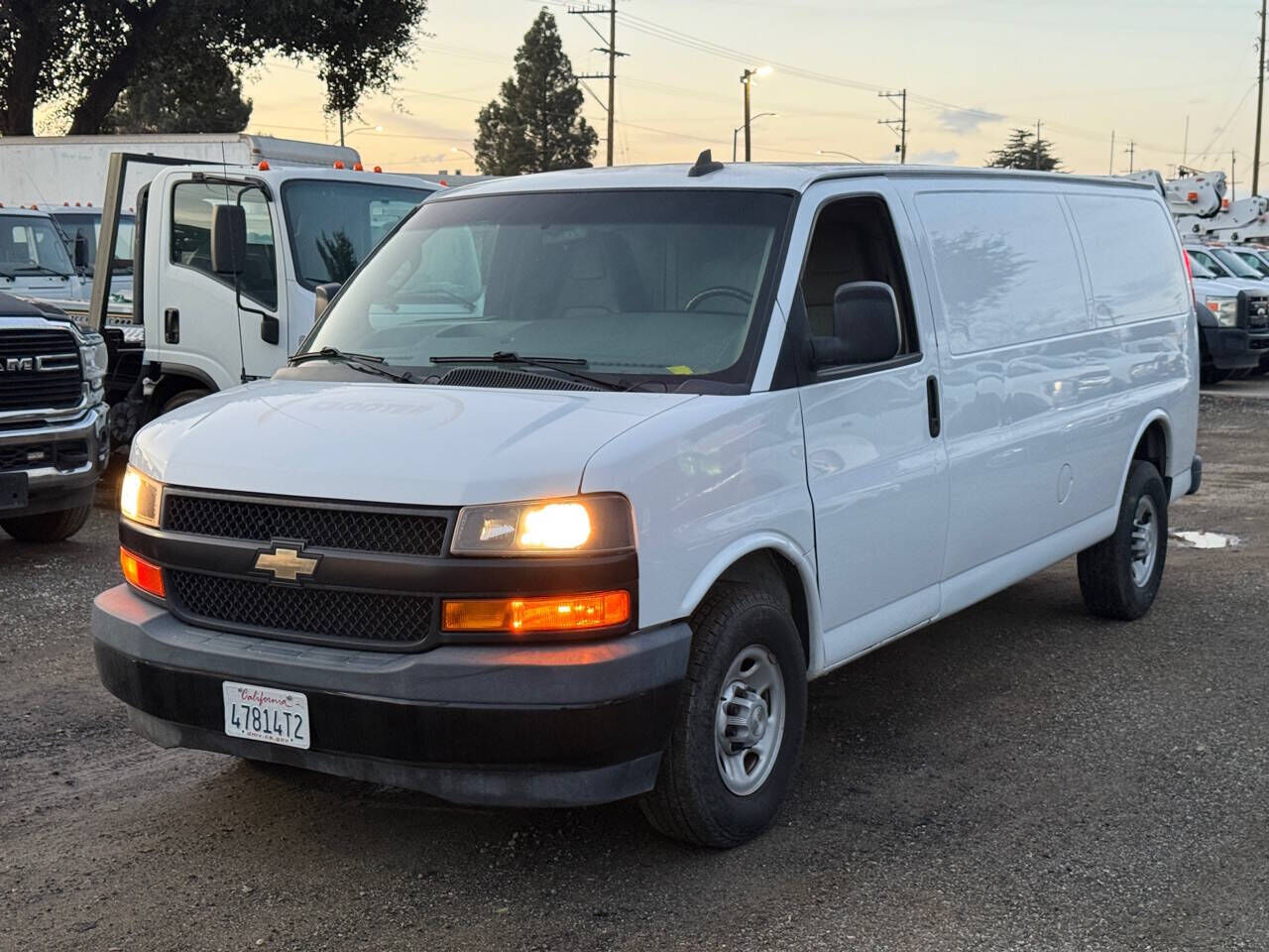 2019 CHEVROLET Express