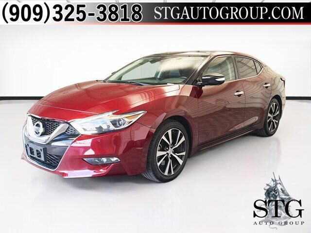 2017 NISSAN Maxima