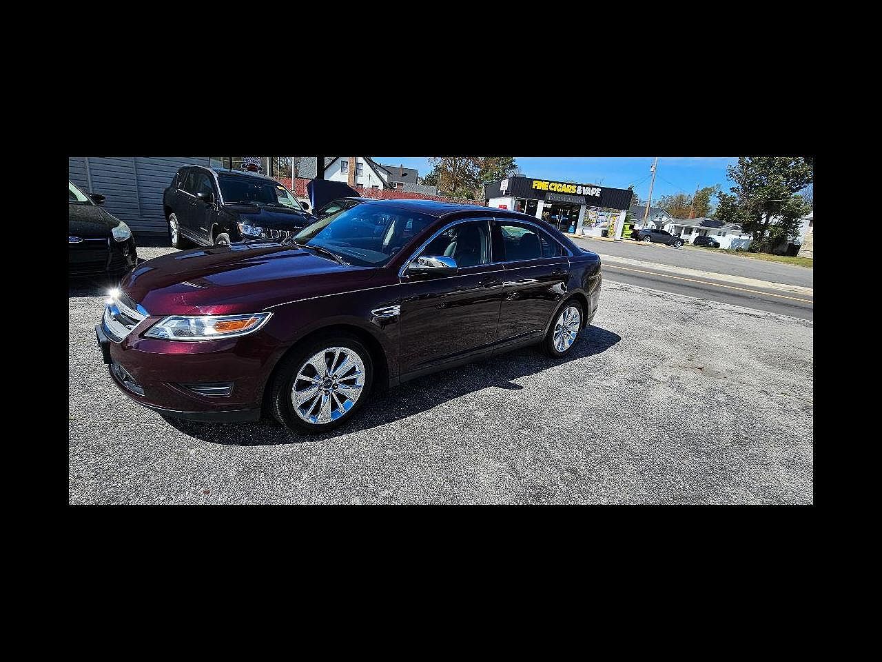 2011 FORD Taurus