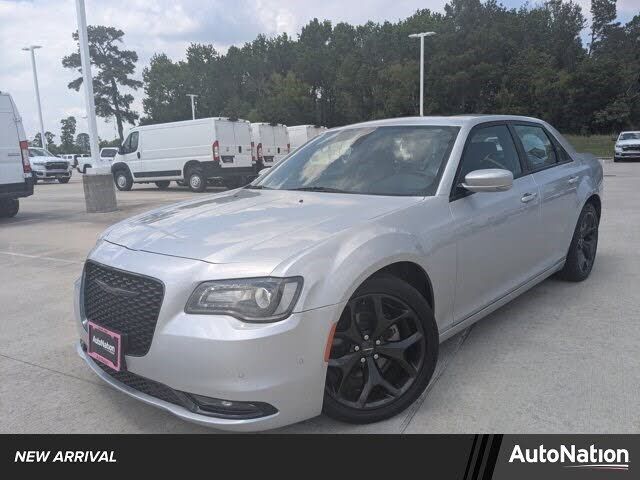 2023 CHRYSLER 300