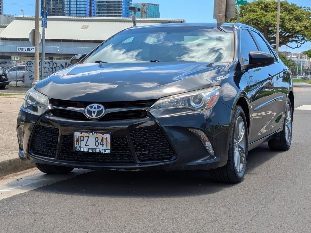 2017 TOYOTA Camry