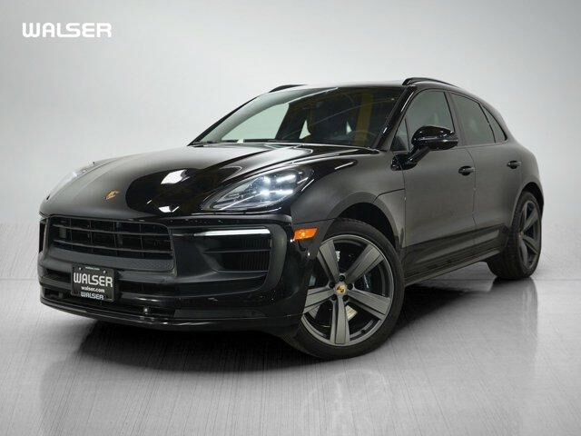 2022 PORSCHE Macan