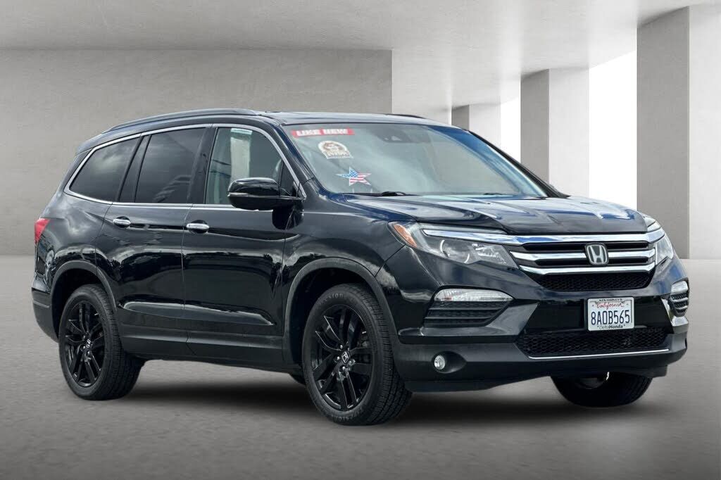 2017 HONDA Pilot