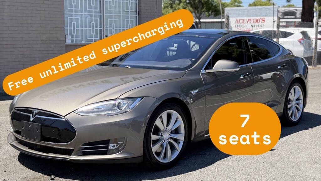 2015 TESLA Model S