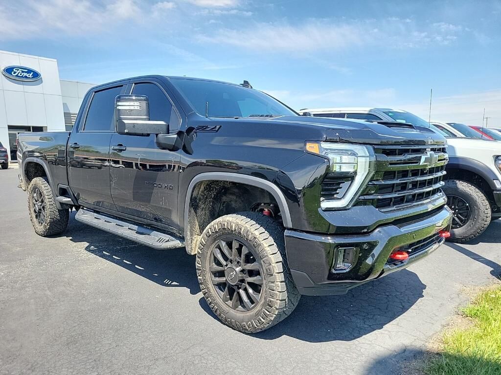 2025 CHEVROLET Silverado HD