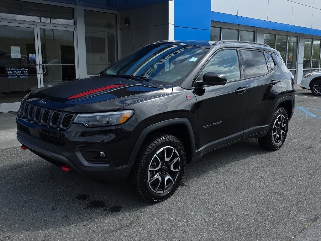 2025 JEEP Compass