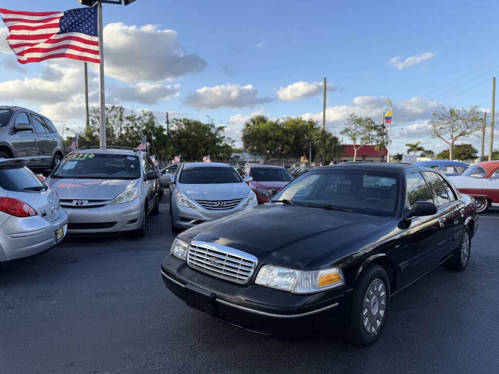 2005 FORD Crown Victoria