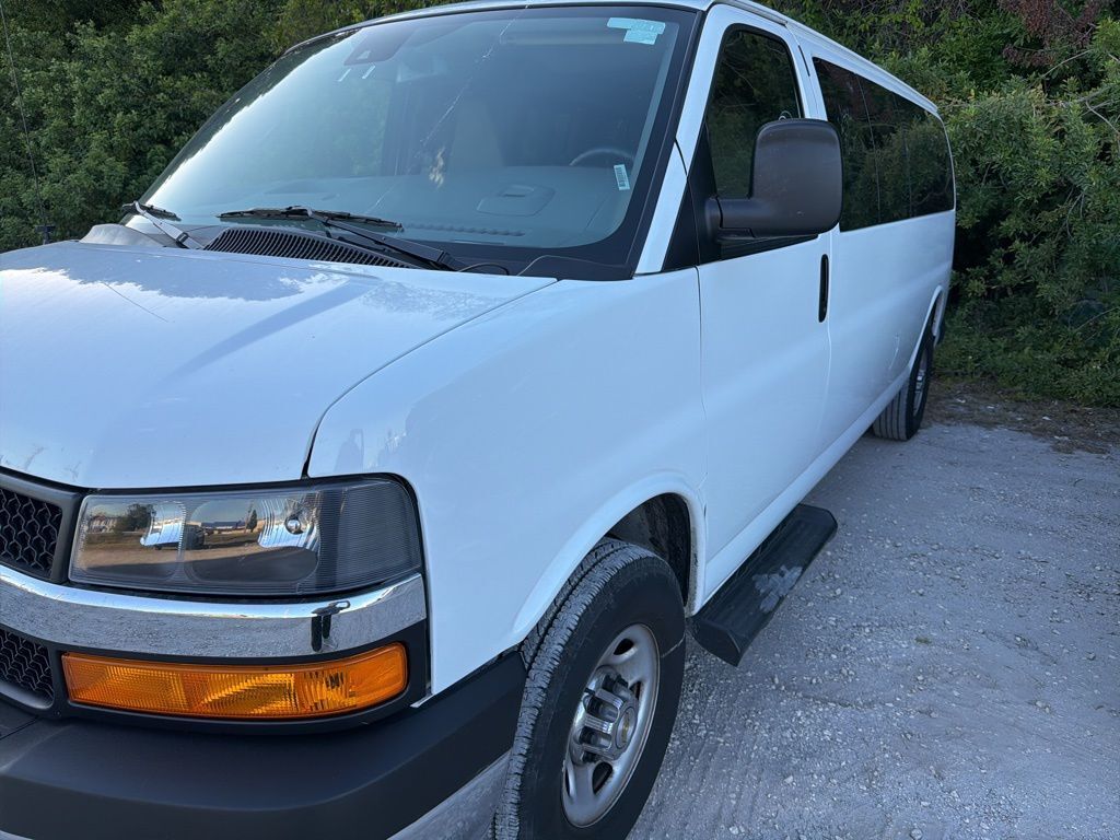 2025 CHEVROLET Express