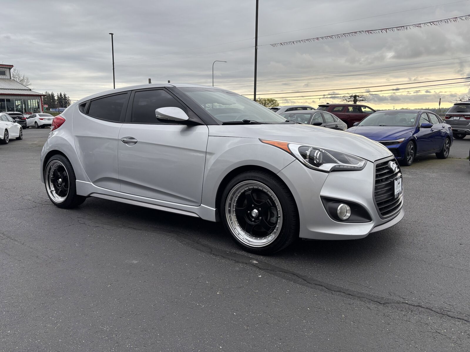 2016 HYUNDAI Veloster
