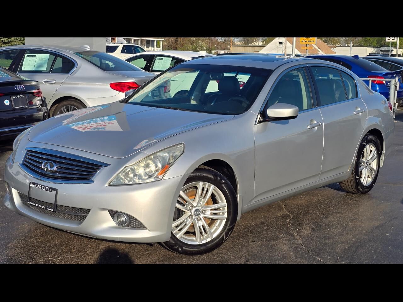 2011 INFINITI G37